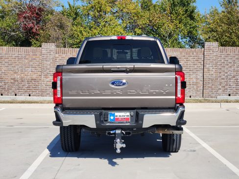 Used 2023 Ford F250 Lariat w/ Lariat Ultimate Package image 7