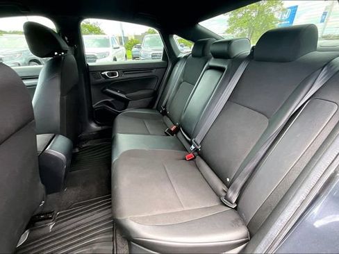 Used 2025 Honda Civic Sport image 19