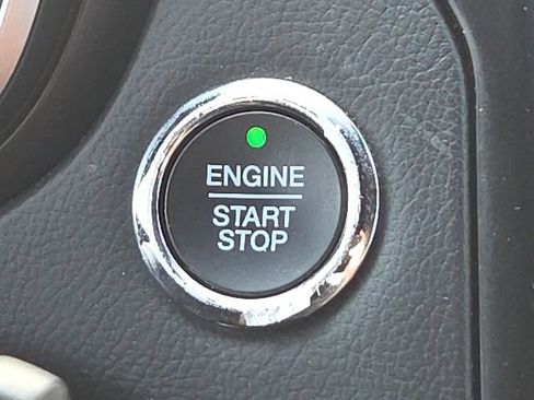 Used 2019 Ford Fusion Titanium AWD/4WD image 43