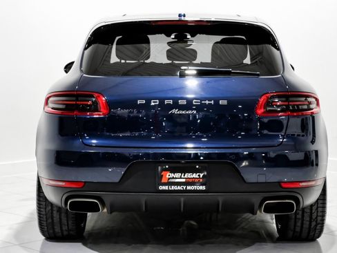 Used 2018 Porsche Macan image 9