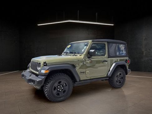 Used 2026 Jeep Wrangler Sport AWD/4WD image 3