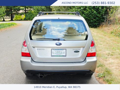 Used 2007 Subaru Forester 2.5X L.L. Bean w/ Popular Equipment Group 3 AWD/4WD image 4