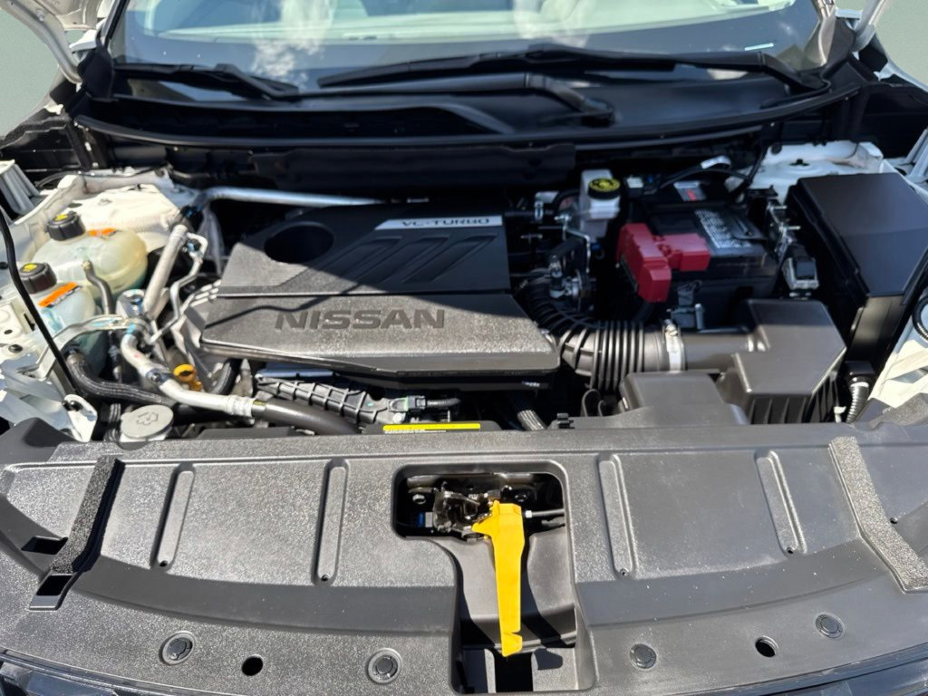 Used 2023 Nissan Rogue SV FWD image 35
