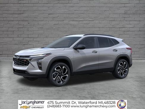 New 2026 Chevrolet Trax RS w/ Driver Confidence Package FWD image 2