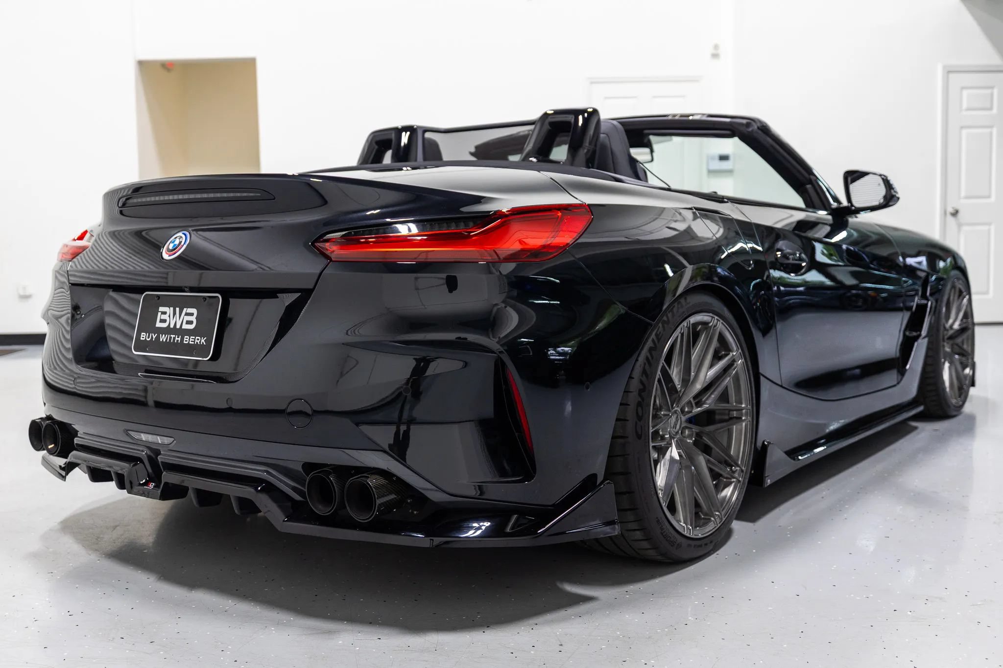 Used 2023 BMW Z4 M40i w/ Premium Package RWD image 21