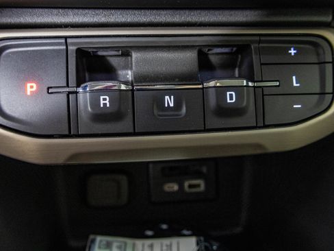 Used 2023 GMC Acadia Denali AWD/4WD image 29