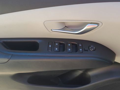 Used 2022 Hyundai Tucson SEL image 12