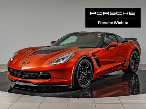 Used 2016 Chevrolet Corvette Z06 w/ 3LZ Preferred Equipment Group RWD image 1