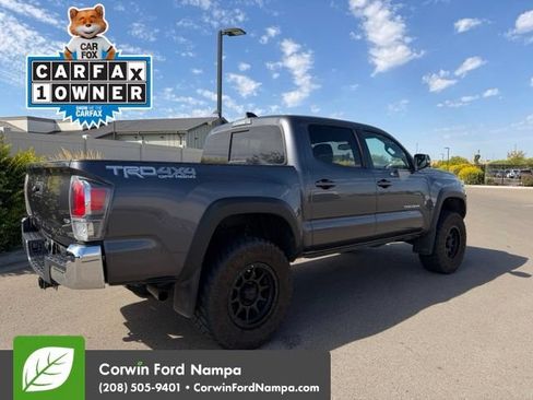 Used 2023 Toyota Tacoma TRD Off-Road AWD/4WD image 5