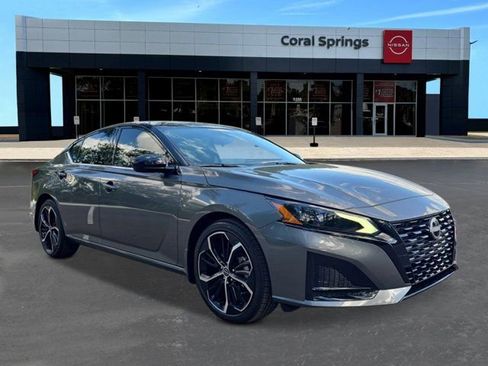 New 2026 Nissan Altima 2.5 SR FWD image 7