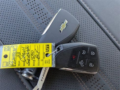 Used 2023 Chevrolet Silverado 1500 High Country w/ High Country Premium Package image 36