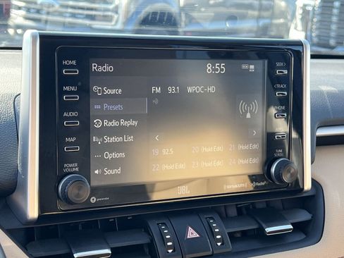 Used 2020 Toyota RAV4 Limited w/ Limited Grade Weather Package AWD/4WD image 18