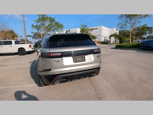 Used 2018 Land Rover Range Rover Velar R-Dynamic SE image 44