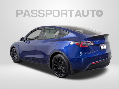 Used 2021 Tesla Model Y Long Range AWD/4WD image 3