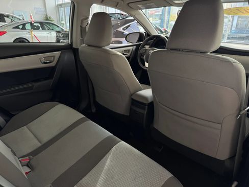 Used 2017 Toyota Corolla LE w/ Body Protection Package FWD image 27