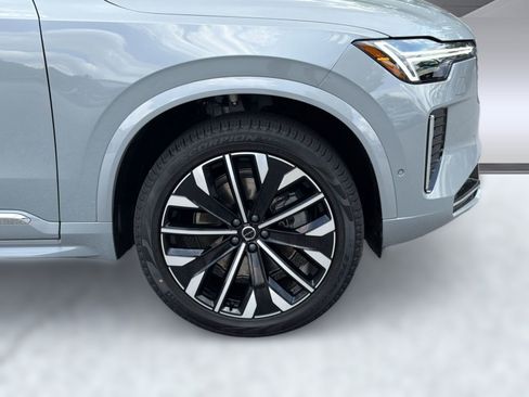 New 2026 Volvo XC90 B6 Plus w/ Protection Package AWD/4WD image 11