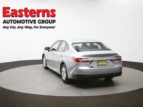 Used 2025 Toyota Camry LE image 66