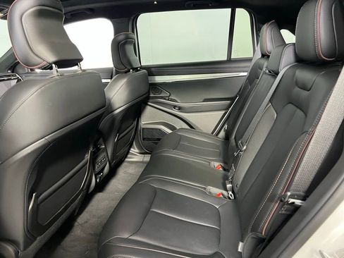 Used 2024 Jeep Wagoneer Launch Edition image 35