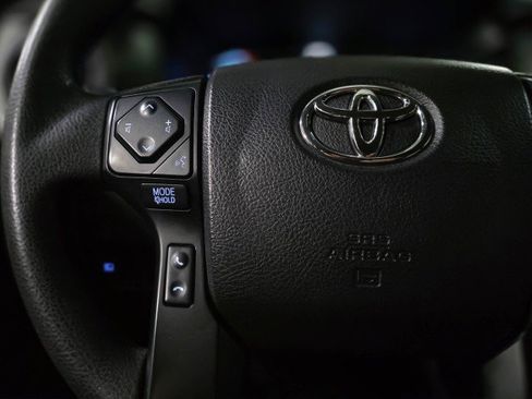 Used 2021 Toyota Tacoma SR image 20