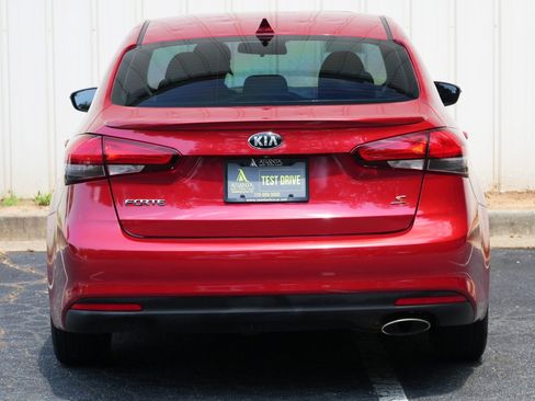 Used 2018 Kia Forte S w/ S Technology Plus Package FWD image 46