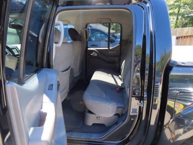 Used 2019 Nissan Frontier SV RWD image 12