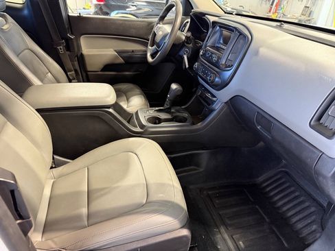Used 2016 Chevrolet Colorado W/T w/ WT Convenience Package AWD/4WD image 15