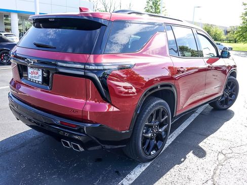 Used 2024 Chevrolet Traverse RS w/ LPO, Floor Liner Package AWD/4WD image 10