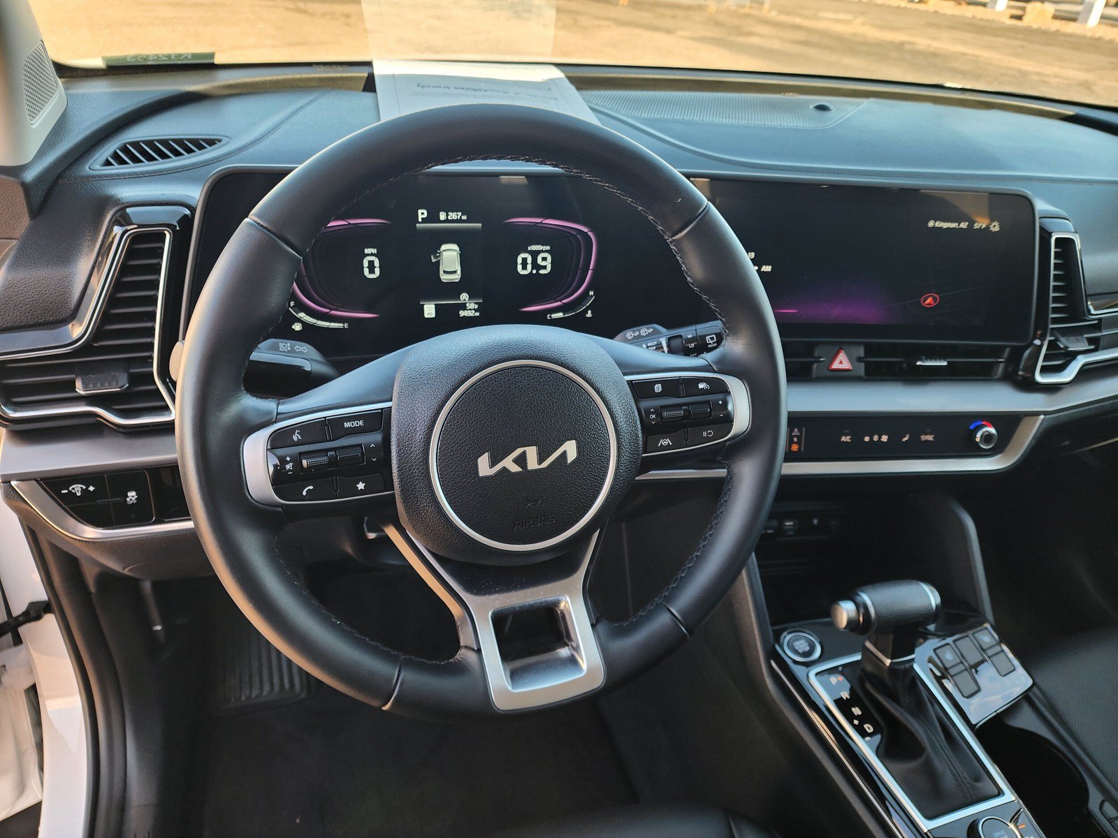 Used 2024 Kia Sportage EX FWD image 2