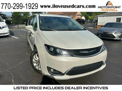 Used 2017 Chrysler Pacifica Touring-L