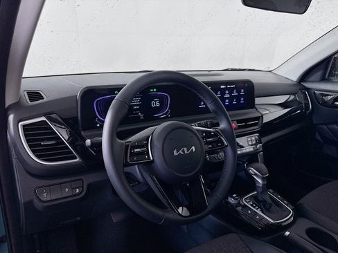 New 2026 Kia Seltos S image 11