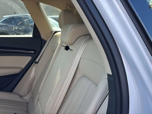 Used 2018 Audi Q5 2.0T Premium Plus w/ Premium Plus Package image 30