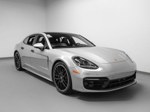 Certified 2023 Porsche Panamera 4 Platinum Edition AWD/4WD image 10