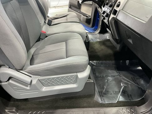 Used 2011 Ford F150 XLT w/ XLT Convenience Pkg image 16