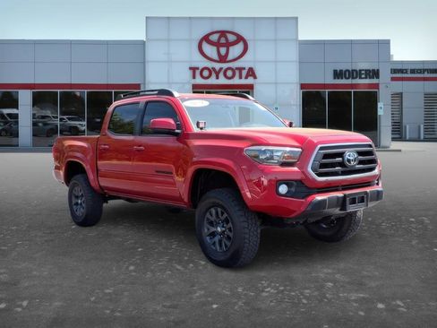 Used 2021 Toyota Tacoma SR5 image 8