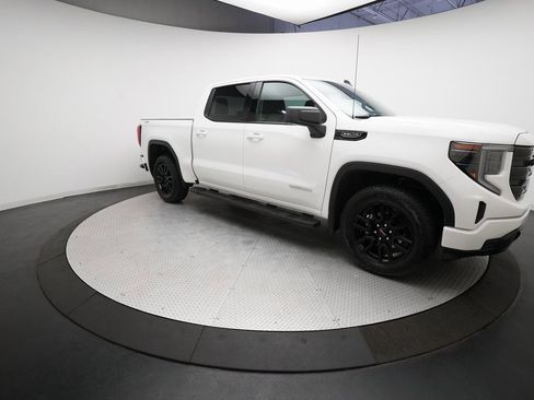 Used 2024 GMC Sierra 1500 Elevation image 13