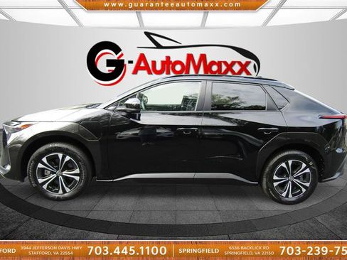 Used 2023 Toyota bZ4X AWD w/ Weather Package image 8