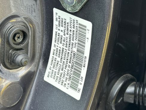 Used 2016 Honda Civic Touring image 21