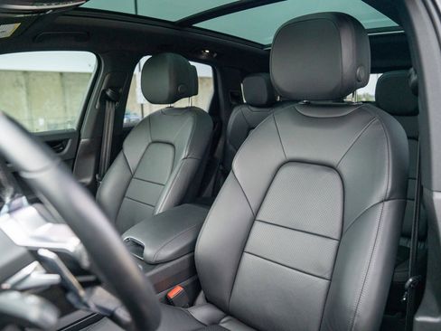 Used 2019 Porsche Cayenne image 5