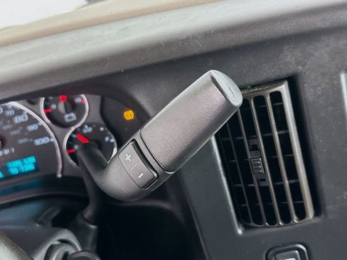 Used 2021 Chevrolet Express 3500 w/ Driver Convenience Package image 16