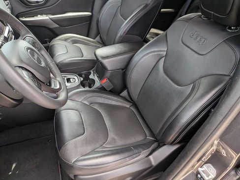 Used 2022 Jeep Cherokee Limited w/ Elite Package AWD/4WD image 14