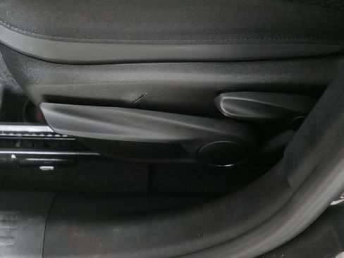 Used 2019 Jeep Renegade Altitude w/ Quick Order Package 2XM image 20