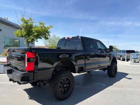 Used 2025 Ford F250 Platinum AWD/4WD image 6