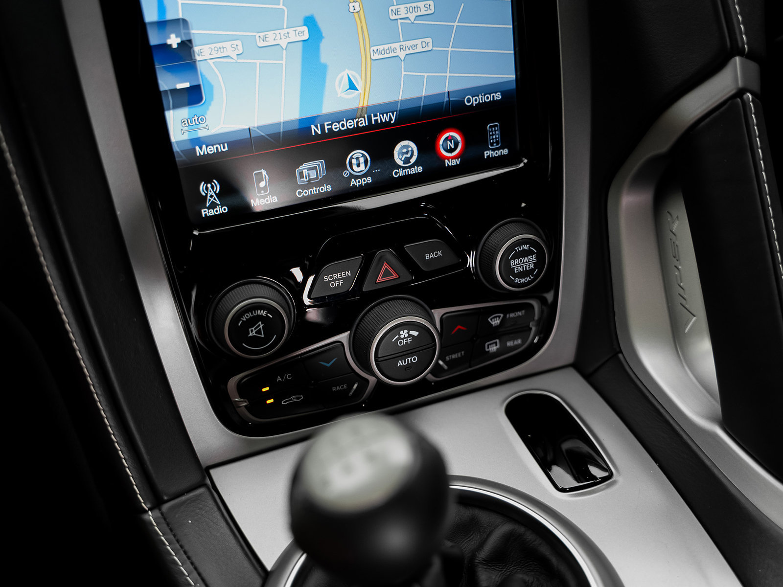Used 2013 SRT Viper GTS w/ GTS Laguna Interior Pkg RWD image 44