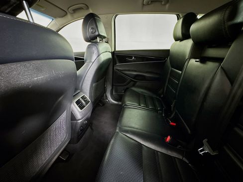 Used 2017 Kia Sorento LX w/ LX Convenience Package AWD/4WD image 24