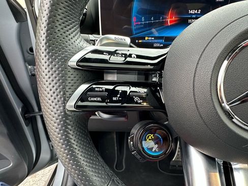 Used 2024 Mercedes-Benz GLC 43 AMG 4MATIC image 31