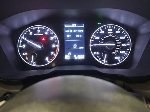 Certified 2025 Subaru Outback Premium w/ Popular Package #1A image 19