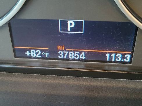 Used 2015 BMW M235i Convertible image 25