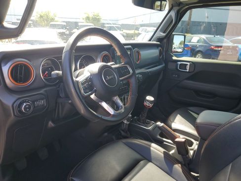 Used 2022 Jeep Gladiator Mojave AWD/4WD image 10