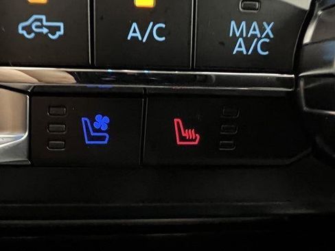 New 2026 Ford F350 Lariat w/ Black Appearance Package image 18