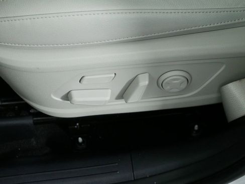 Certified 2023 Kia Sorento SX Prestige image 21